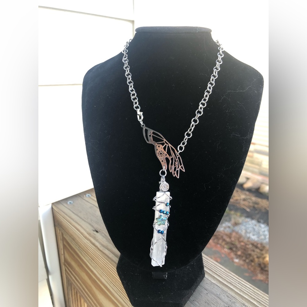 * SOLD * Witchy Hand Selenite Necklace Wire Wrapped - Picture 8 of 13
